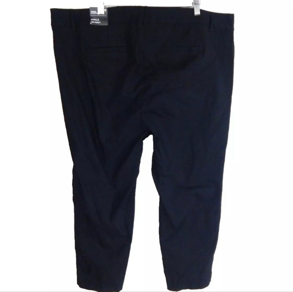 Studio Torrid Modern Millennium Stretch Ankle Skinny Pants - Picture 4 of 4